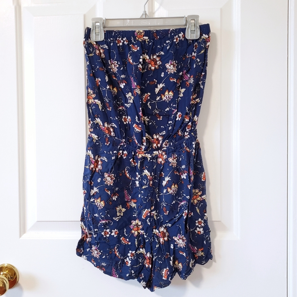 NWOT Strapless Floral Romper